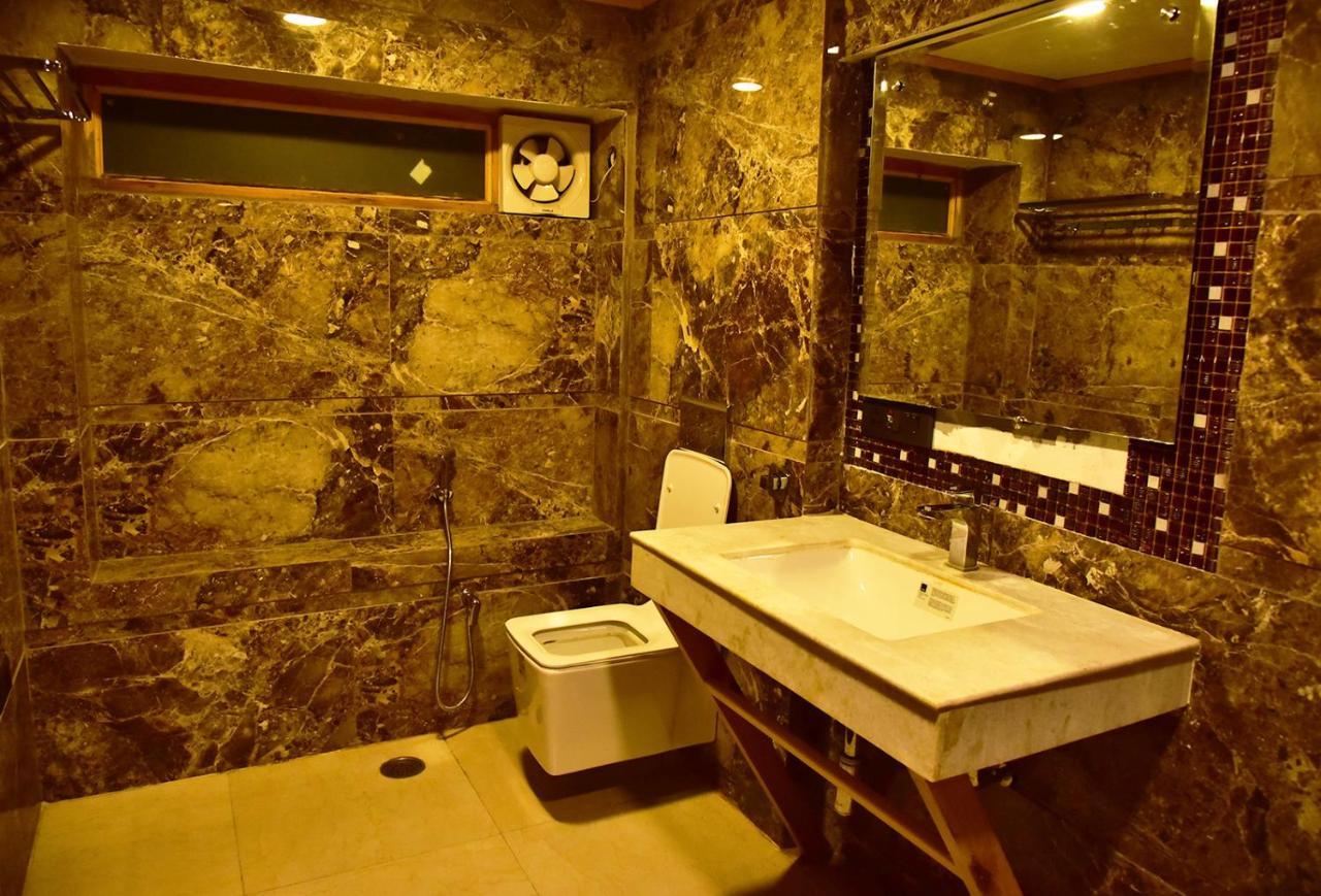 The Alpine Guest House Kasol Bagian luar foto
