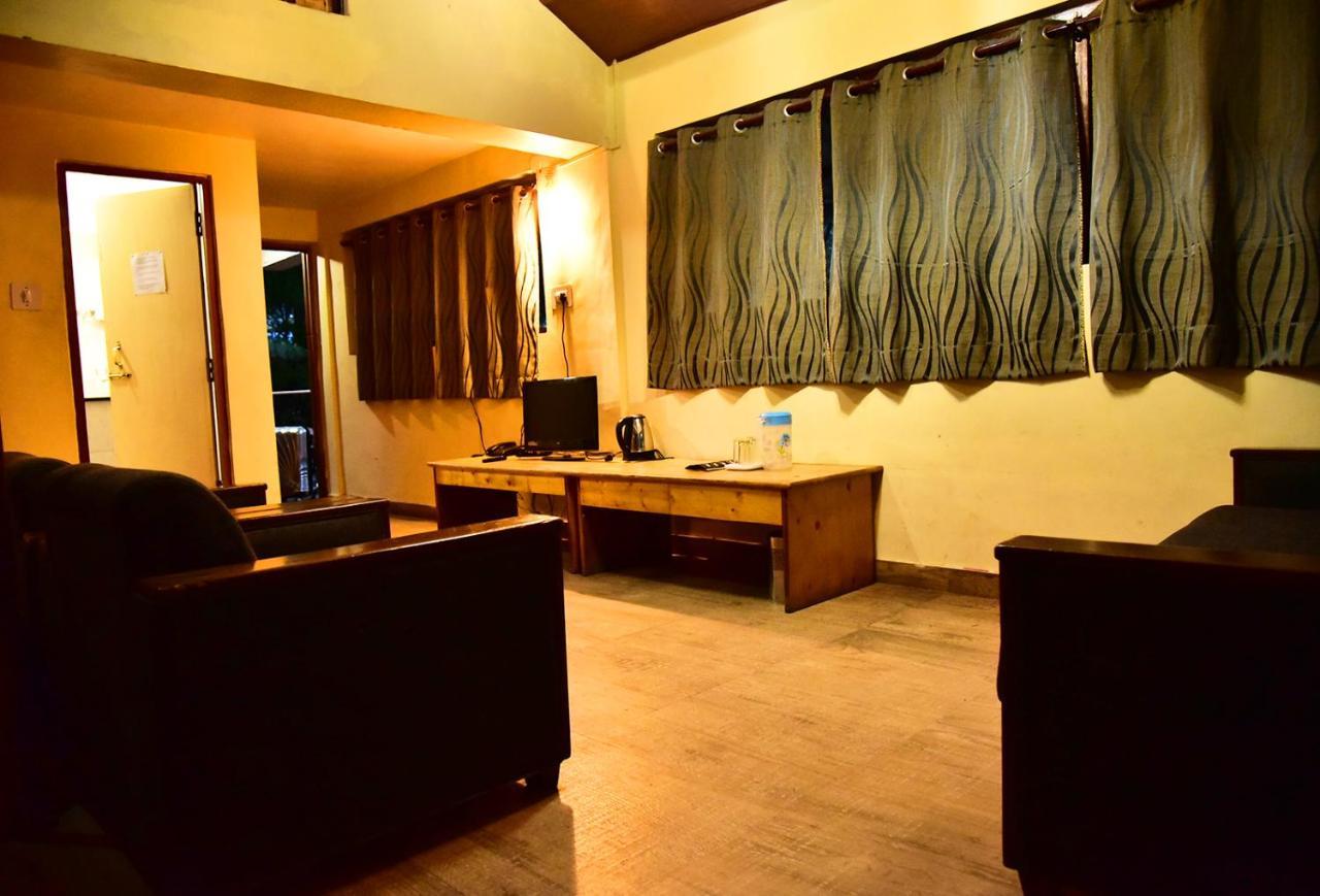 The Alpine Guest House Kasol Bagian luar foto