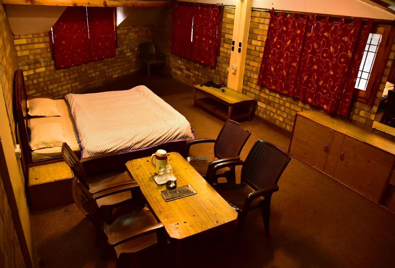 The Alpine Guest House Kasol Bagian luar foto