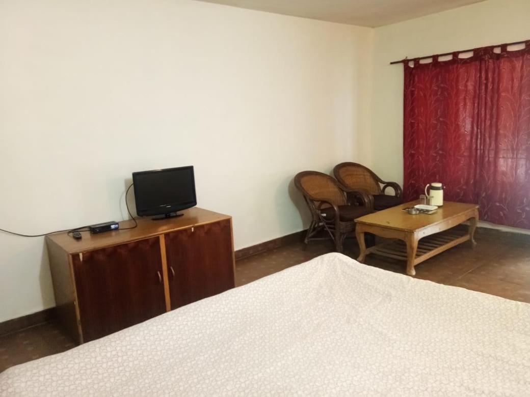 The Alpine Guest House Kasol Bagian luar foto