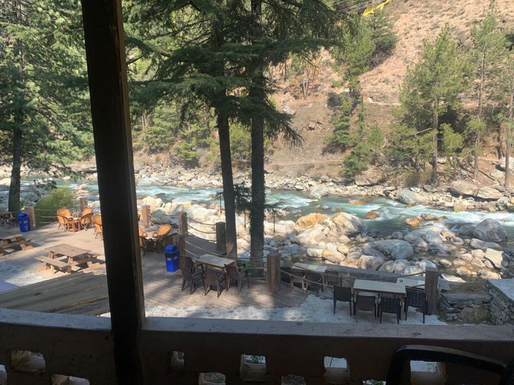 The Alpine Guest House Kasol Bagian luar foto